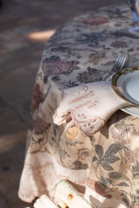  Tischdecke Eden 150 x 150 cm