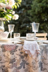  Tischdecke Eden 150 x 150 cm