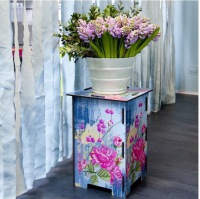  Miho Beistelltisch und Hocker Rose garden