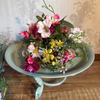  Pflanzkasten Belle et Jolie mit Blumenarrangement