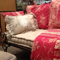  Grosses Boxcushion 122 x 60 cm