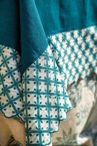  PFLEGLEICHTE TISCHDECKE Nastri aqua