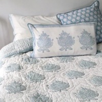  Quilt und Tagesdecke L Arbre de Vie blau -Streifen 150 x 240 cm