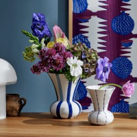  2-er Set Vasen Signatur No2 mit Arrangement Einsatz