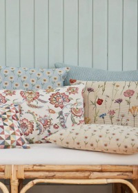  GOBELIN KISSEN Daisy Aqua 60 x 40 cm