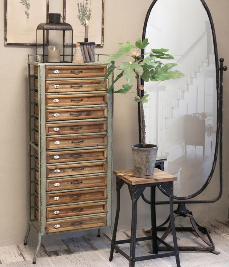  Kommode  Old French No 1