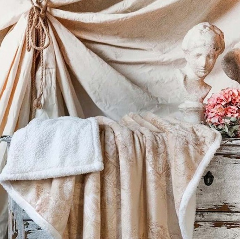  Toile de Jouy Plaid Antoninette