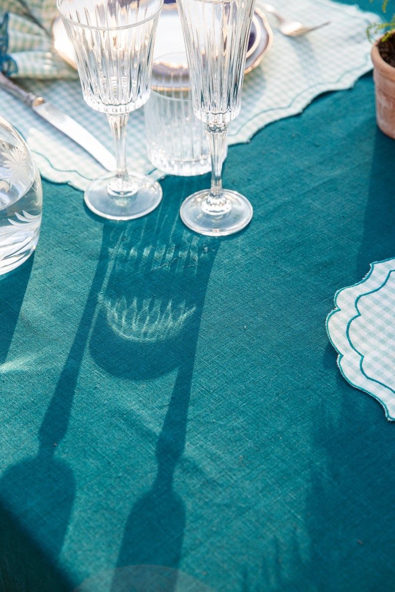  PFLEGLEICHTE TISCHDECKE Nastri aqua