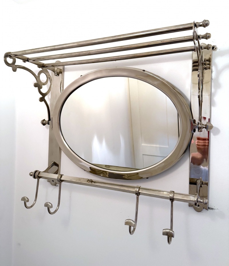  Wandgarderobe Orient Express