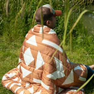 ALASKAN DECKE - CAPE ocker