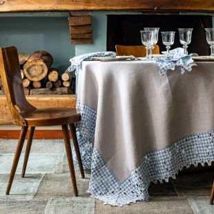 MANUFAKTUR Tischdecke Amalfi Vichy Karo blau